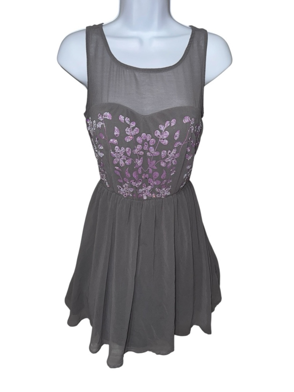 Women’s Delia’s Grey Purple Sequin Floral Embroidery Sleeveless Dress - 5/6